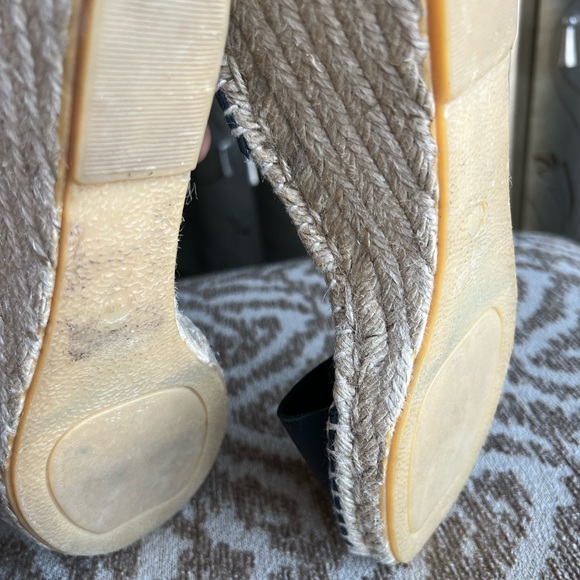 Black leather sandals espadrilles ankle strap velcro closure - Picture 11 of 14